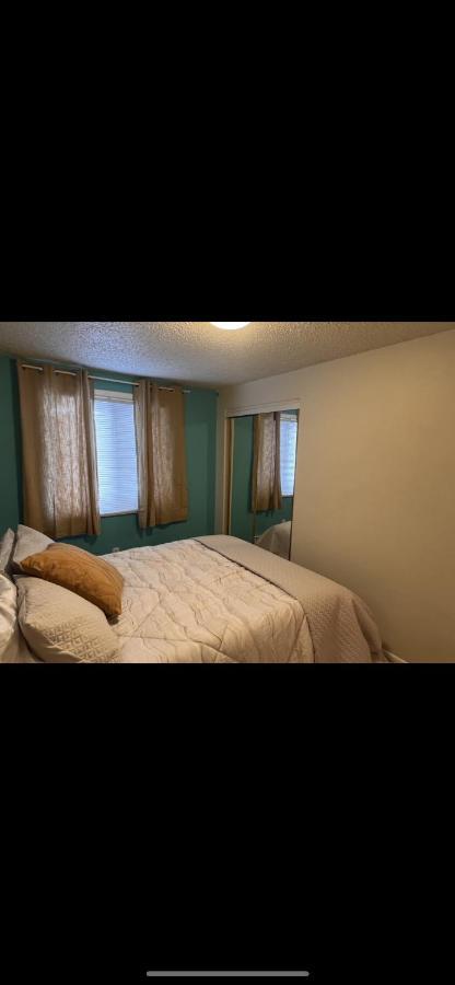 Lovely Two Bedroom, Minutes Away From Downtown Anchorage Buitenkant foto